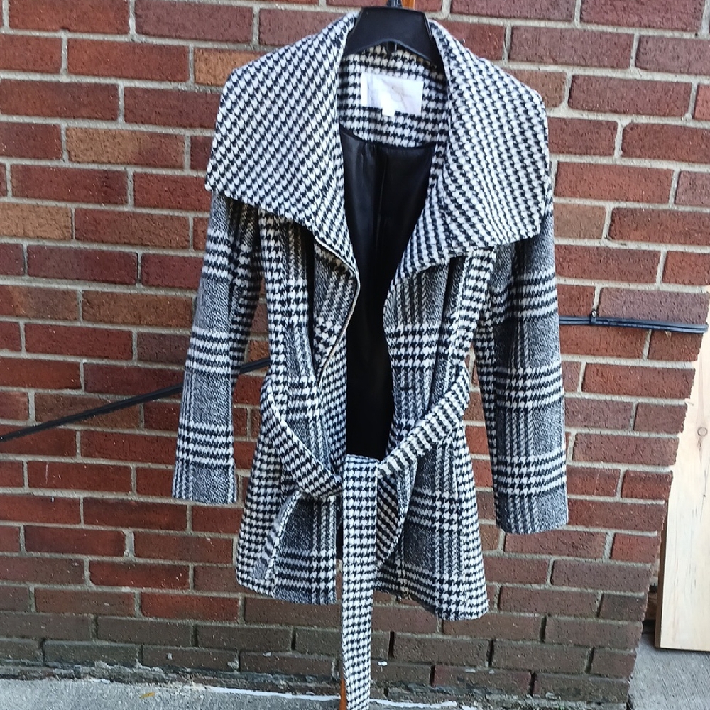 Jessica Simpson Black and White Trench Coat